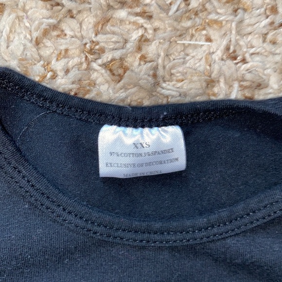 18-24M girls 3/4 length sleeve shirt. Black with Buffalo plaid heart. - Picture 3 of 4